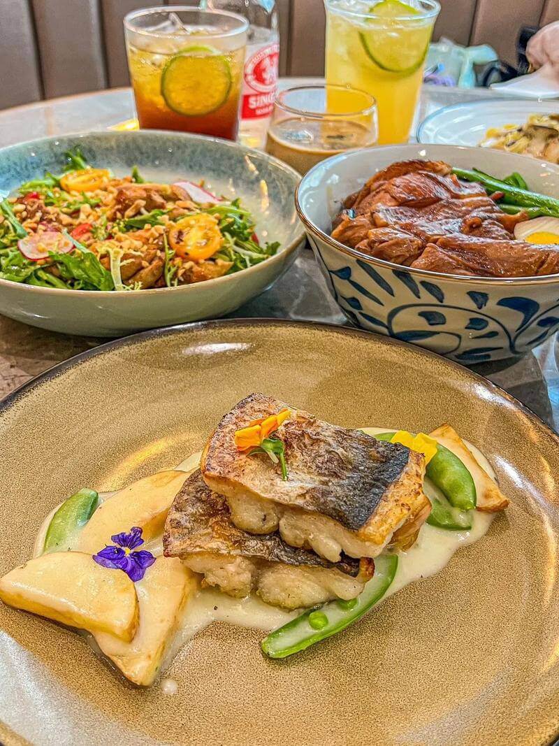 bbq restaurants open now